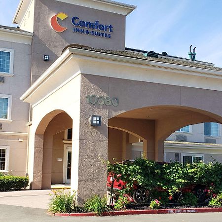 Comfort Inn & Suites Galt - Lodi North Exterior foto